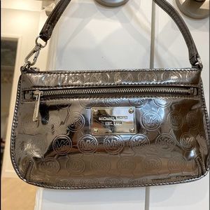 EUC Michael Kors handbag